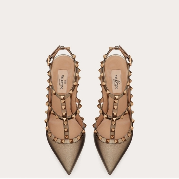 Valentino Tan Rockstud Heels with Pointed Toe Metalic Gold Size 37.5 - Picture 1 of 12